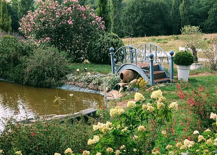 Domaine Le Lanis Le Refuge De Ambre * Saint-Girons (Ariege)